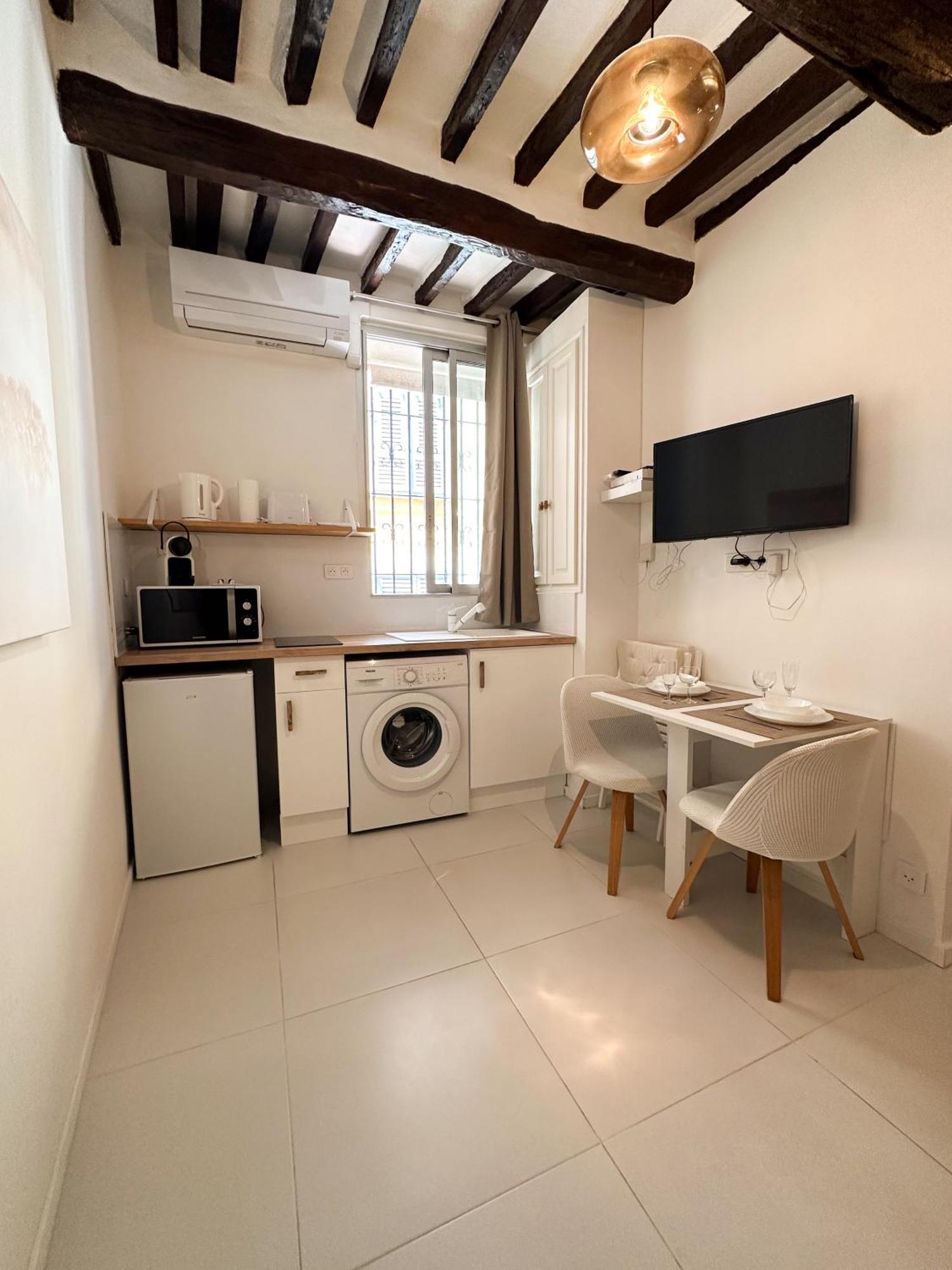 דירות Le Balneo Jacuzzi Vieil Antibes Safranier מראה חיצוני תמונה