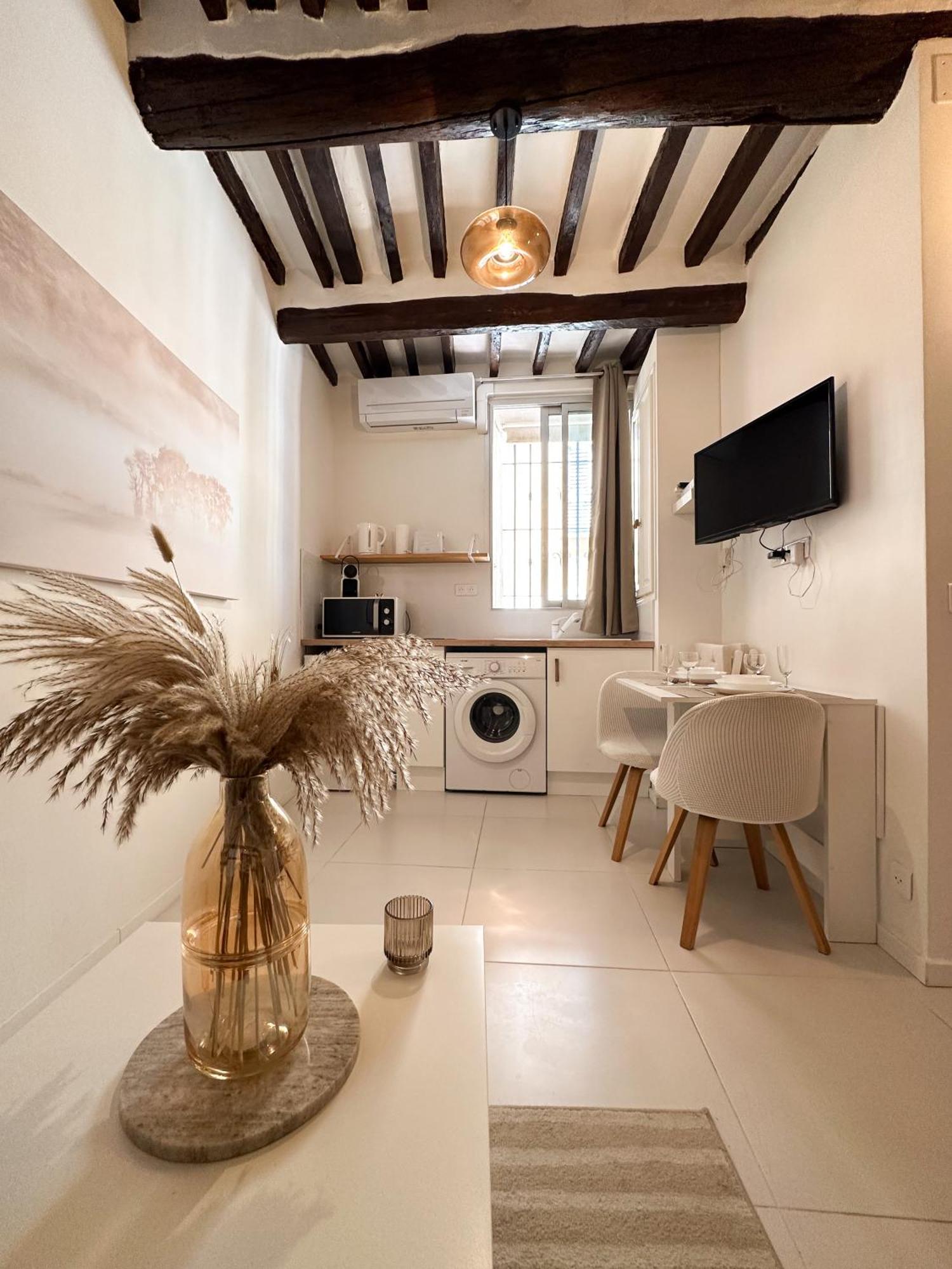 דירות Le Balneo Jacuzzi Vieil Antibes Safranier מראה חיצוני תמונה